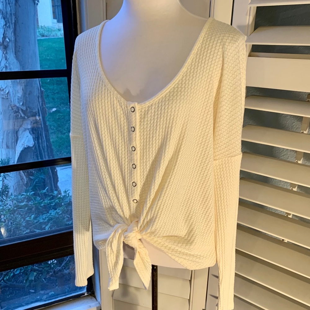 Express Snap-Up Top • Sz L • NWT!